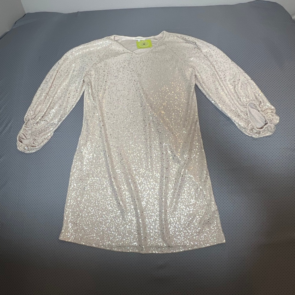 Over-the-Knee Long-Sleeve Dress with Bell Sleeves - Elegant Gold Speckled Dress